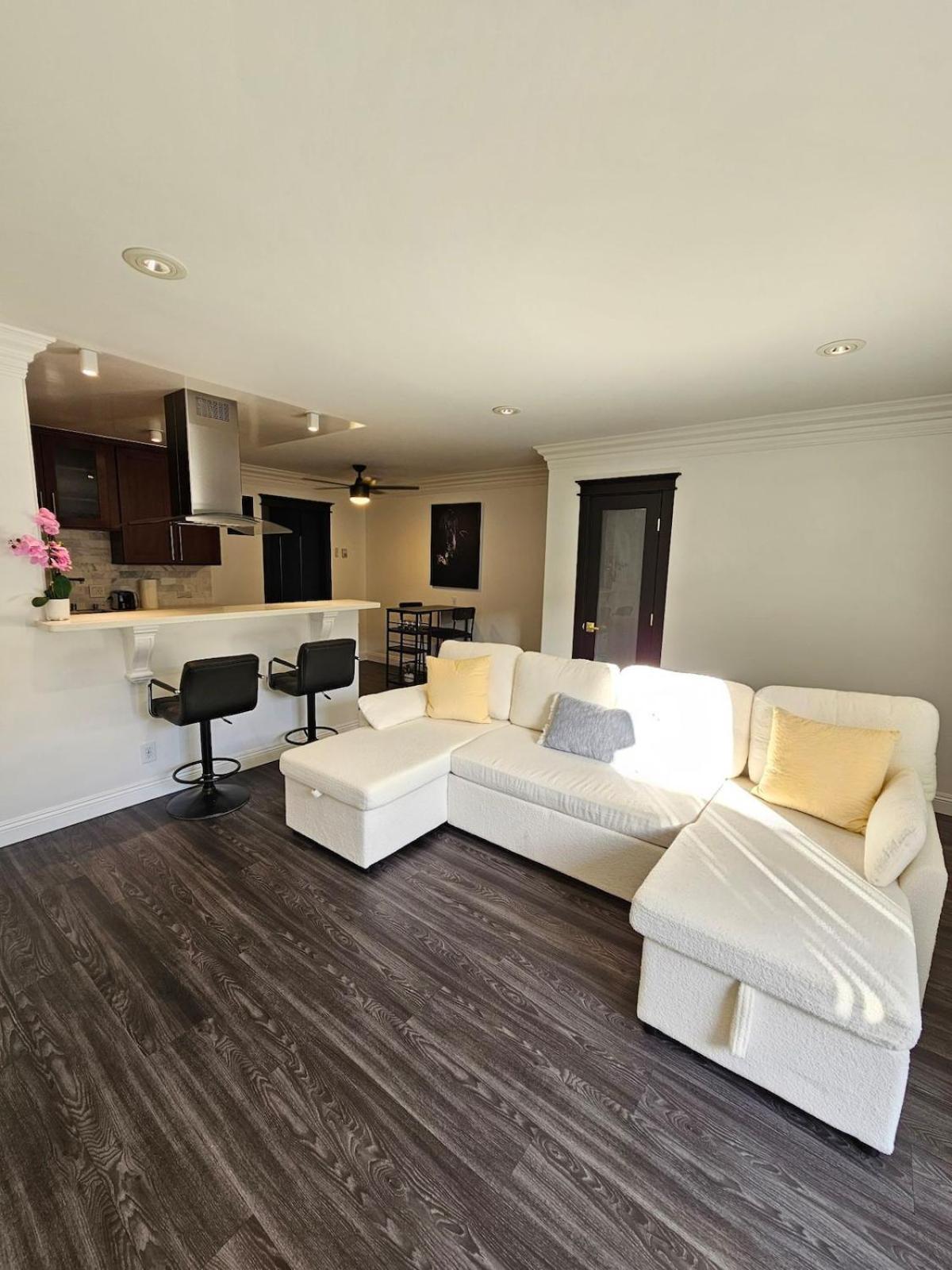 Apartment The Perfect In Culver Palms Patio And Parking Los Angeles